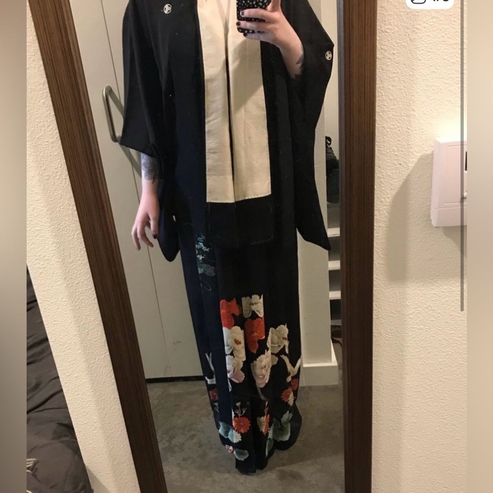 Vintage Kimono - Picture 12 of 15